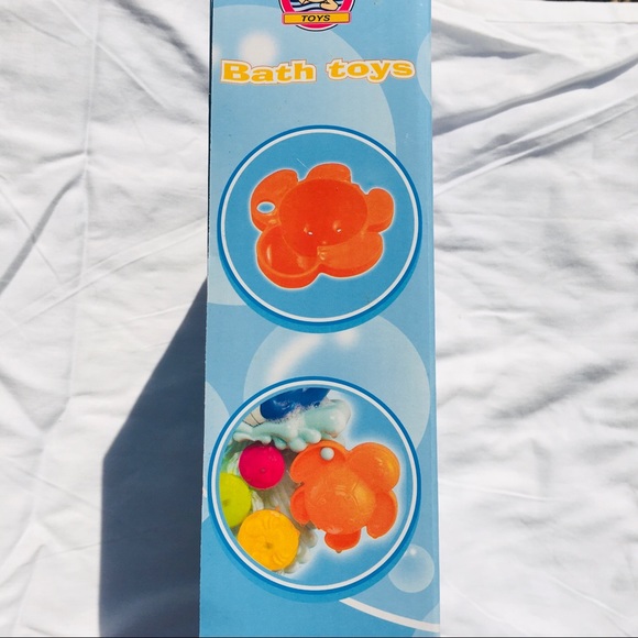 NWT Bath toy Whale WITH SUCTION CUPS!! 12 MONTHS & UP - Picture 8 of 11